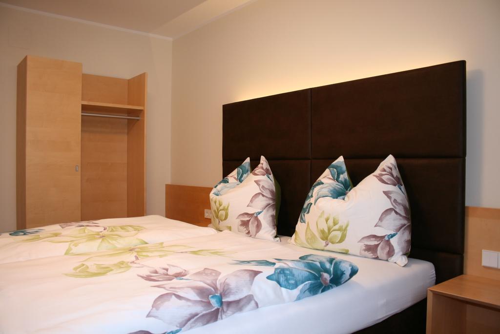 Gasthof Alpenblick Amstetten Room photo